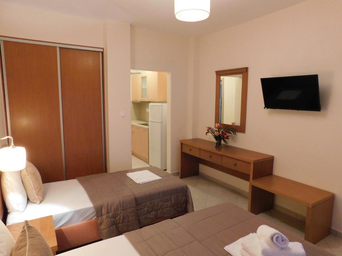 Anna House 1 Hotel Szárti Kültér fotó